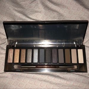 Urban Decay NAKED Smoky palette!!